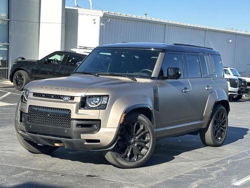 2025 Land Rover Defender P635 OCTA