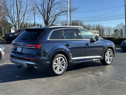 2025 Audi Q7 55 Premium Plus