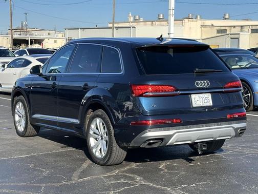 2025 Audi Q7 55 Premium Plus
