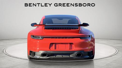 2022 Porsche 911 Carrera GTS