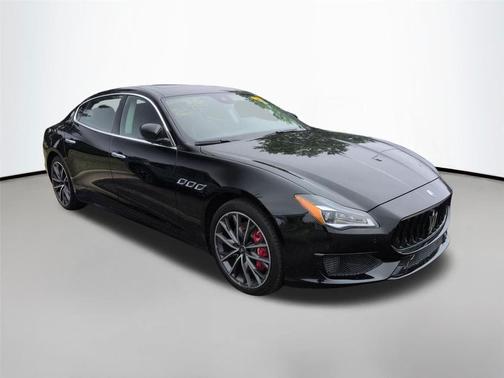 Nero 2021 Maserati Quattroporte S Q4