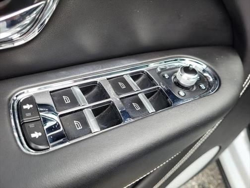 2021 Bentley Bentayga V8