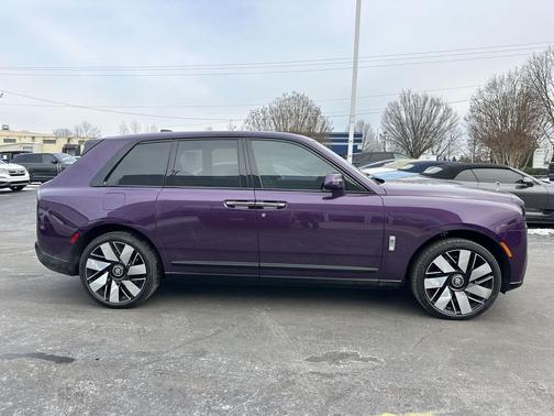 2025 Rolls-Royce Cullinan 