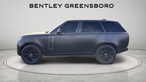 2025 Land Rover Range Rover P530 SE