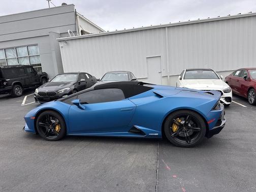 2020 Lamborghini Huracan EVO 