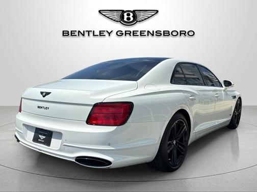 Glacier White 2021 Bentley Flying Spur W12
