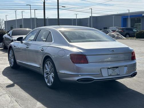 2026 Bentley Flying Spur 