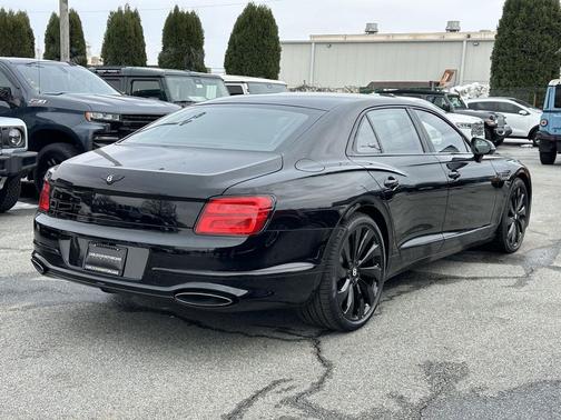 2026 Bentley Flying Spur 