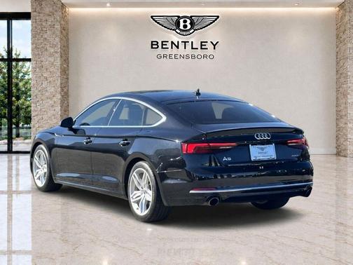 Mythos Black Metallic 2019 Audi A5 45 Premium