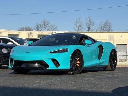 2022 McLaren GT Coupe