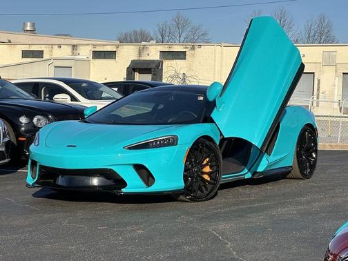 2022 McLaren GT Coupe