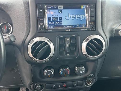 2012 Jeep Wrangler Unlimited Sahara