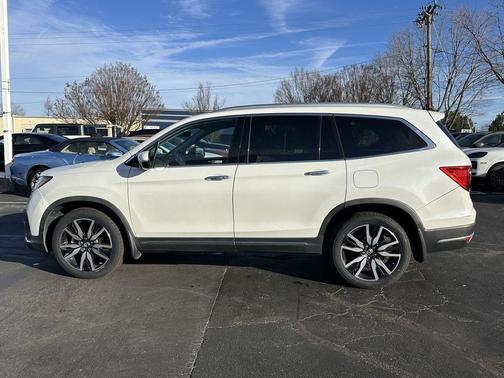 2021 Honda Pilot AWD Elite