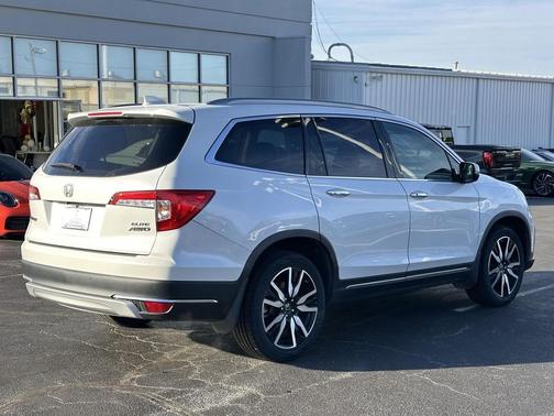 2021 Honda Pilot AWD Elite