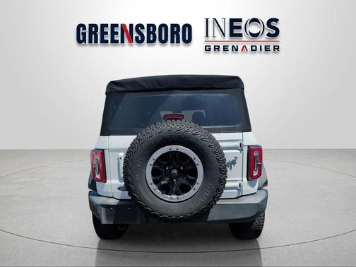 Oxford White 2022 Ford Bronco Outer Banks