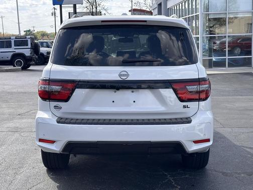 Aspen White TriCoat Pearl 2022 Nissan Armada SL 2WD