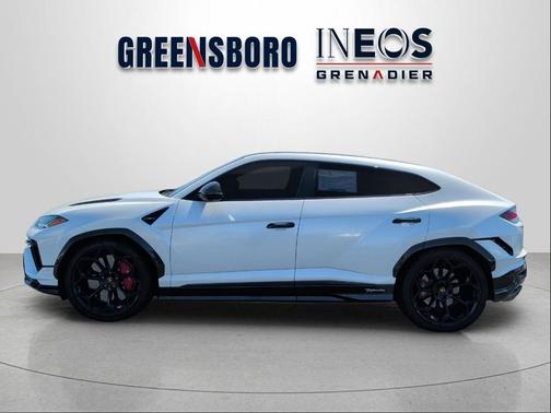Bianco Monocerus Matt 2023 Lamborghini Urus Performante