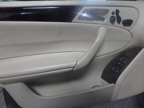 Black 2006 Mercedes-Benz C-Class Luxury 4MATIC