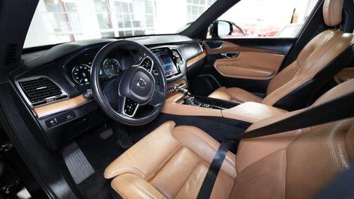 2016 Volvo XC90 T6 Inscription