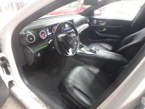 2017 Mercedes-Benz E-Class PREMIUM PKGS. PRISTINE