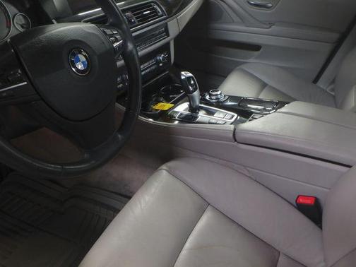 2013 BMW 528 xDrive
