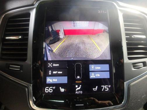 2020 Volvo XC90 Hybrid T8 Momentum 7 Passenger