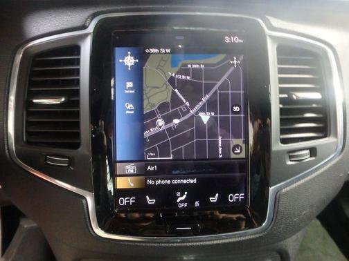 2020 Volvo XC90 Hybrid T8 Momentum 7 Passenger