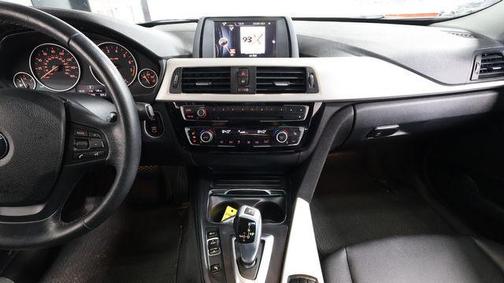2016 BMW 320 i