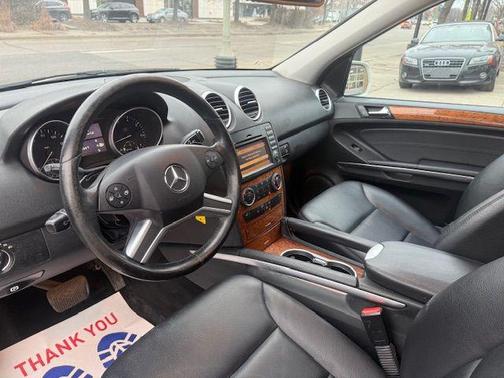 Arctic White 2009 Mercedes-Benz M-Class 4MATIC