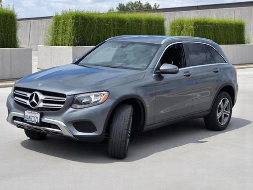 2018 Mercedes-Benz GLC 300 Base