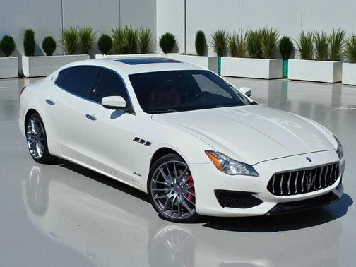 2017 Maserati Quattroporte S GranSport