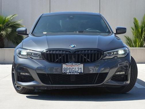 2020 BMW 330 i