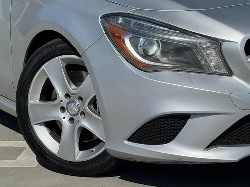 2016 Mercedes-Benz CLA-Class Base