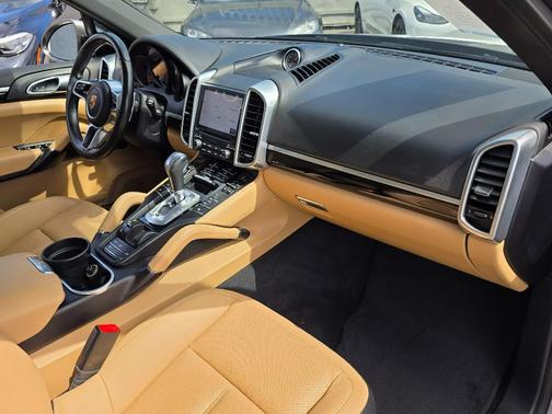 2018 Porsche Cayenne 