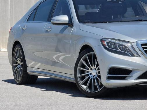 2015 Mercedes-Benz S-Class S 550