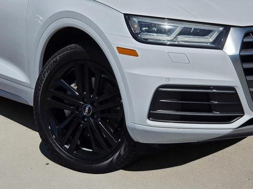 2018 Audi Q5 2.0T Premium Plus