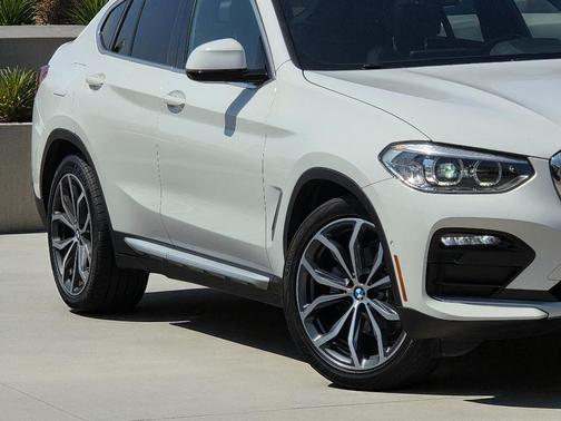 2021 BMW X4 xDrive30i