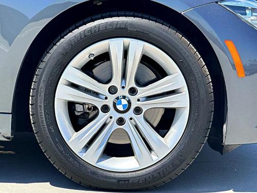 2016 BMW 328 i