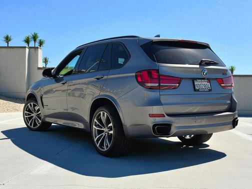 2015 BMW X5 xDrive50i