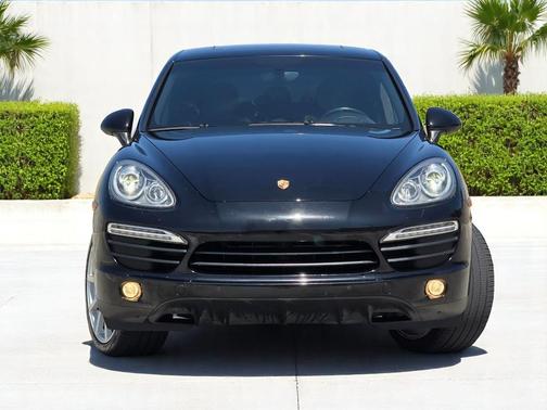 2014 Porsche Cayenne S