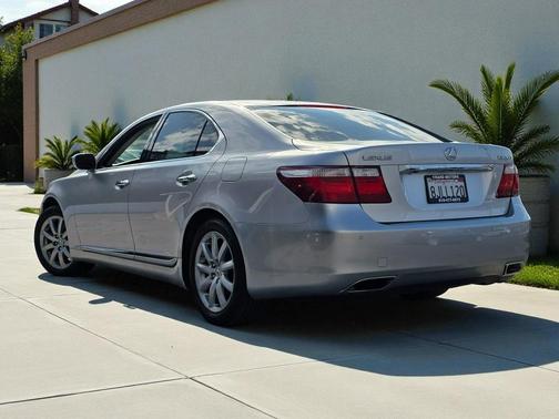 2007 Lexus LS 460 Base