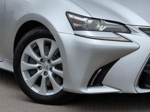 2016 Lexus GS 200t