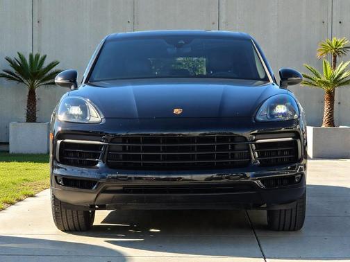 2019 Porsche Cayenne Base