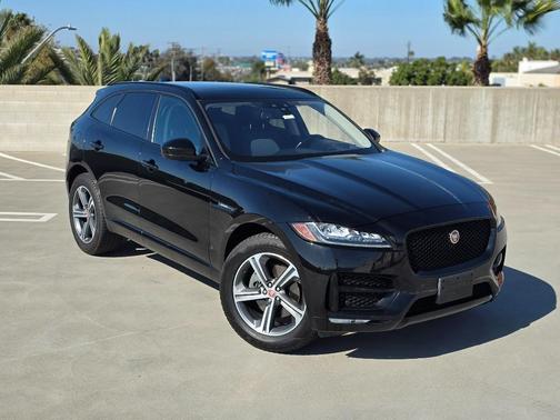 2017 Jaguar F-PACE 35t R-Sport
