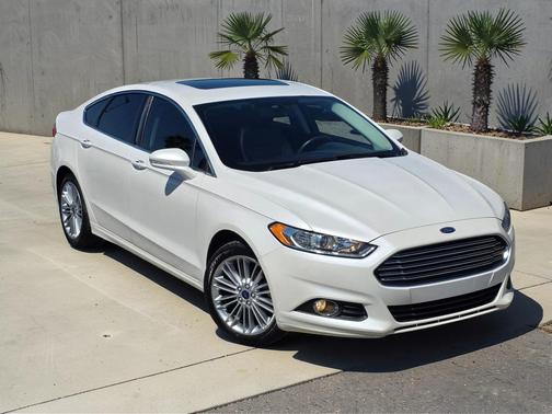 2015 Ford Fusion SE