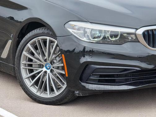 2019 BMW 530e iPerformance