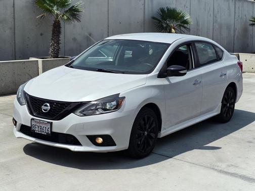 Aspen White 2018 Nissan Sentra SR