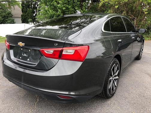 2017 Chevrolet Malibu 1LT