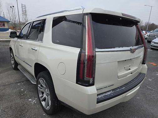 2015 Cadillac Escalade Luxury