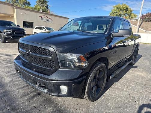 2018 RAM 1500 SLT
